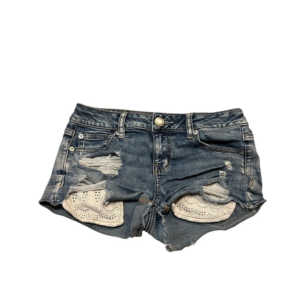American Eagle Shortie Distressed Denim Shorts White Lace Peekaboo Size 4